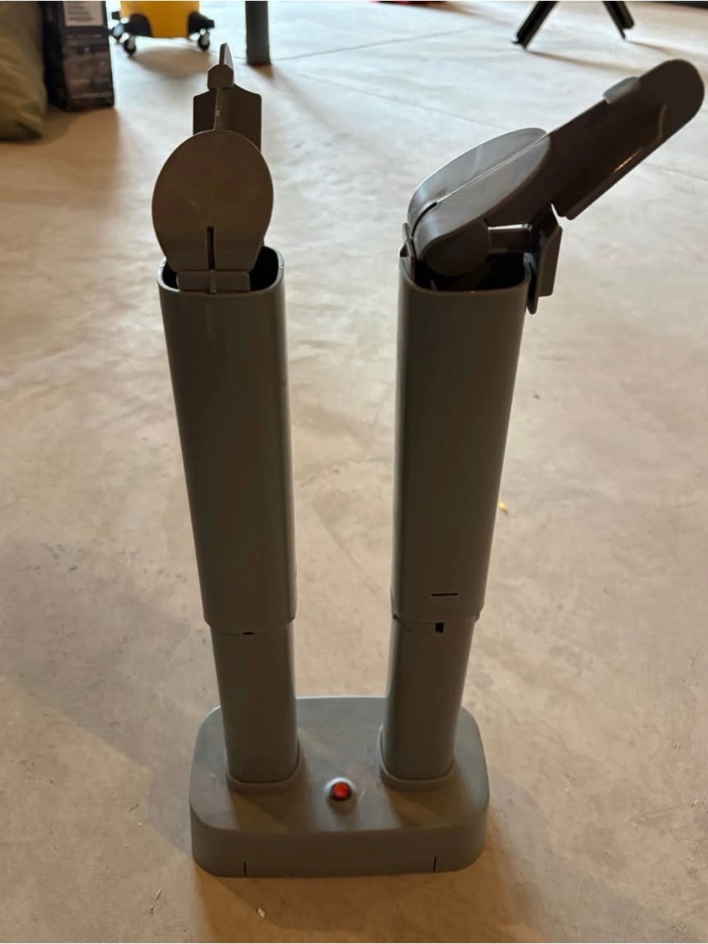 Electric boot warmer